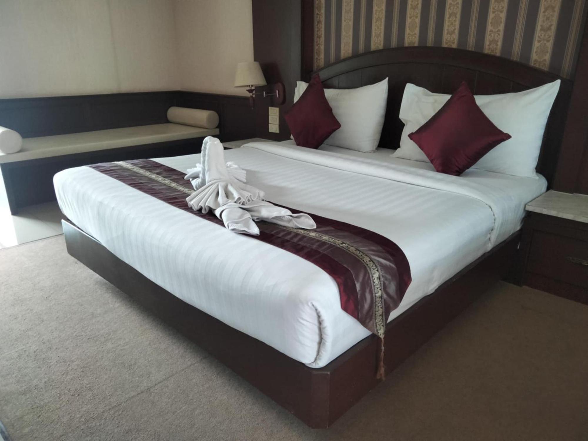 The Lion King Hotel Udonthani Exteriör bild